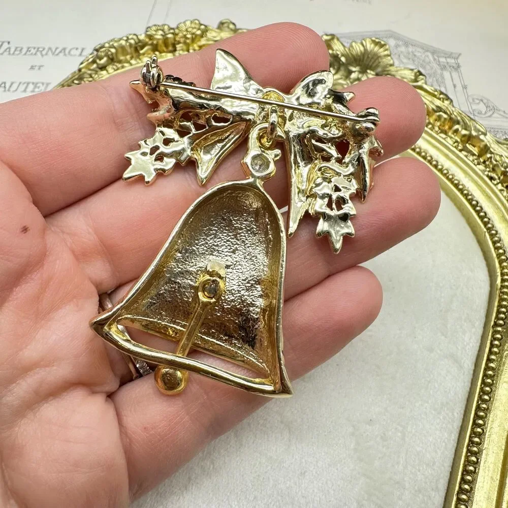 Vintage Gold Tone Bell Brooch Pin with Moveable Pendulum
